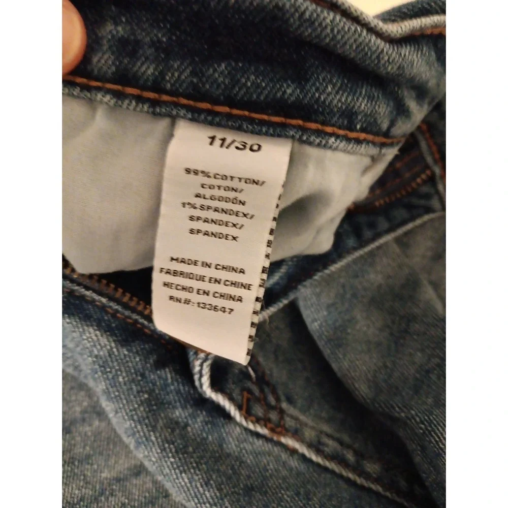 Celebrity‎ Pink Women's Jeans Sz. 11/30 Straight Leg Faded Stretch Blue Denim